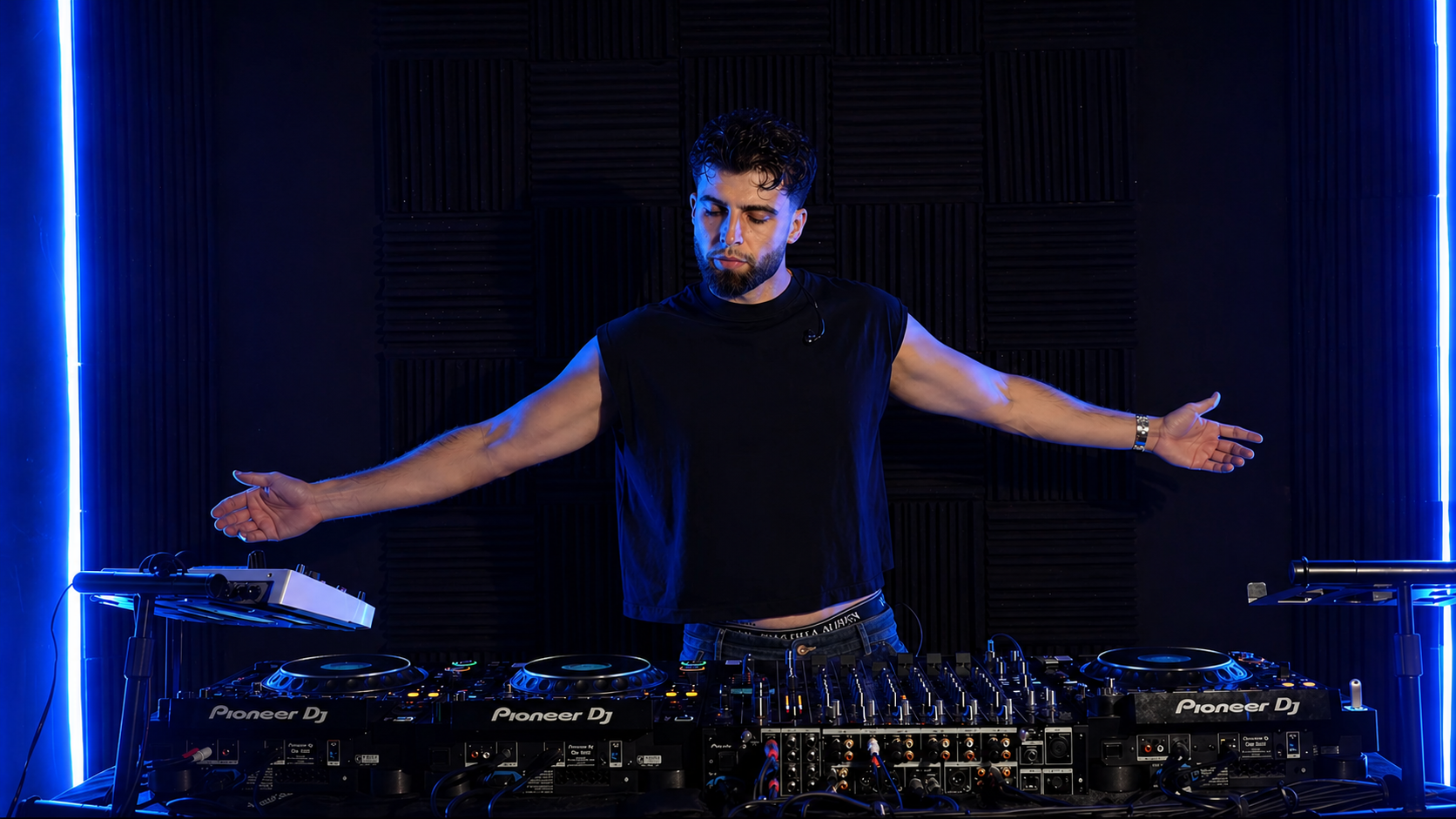 Solano at the decks